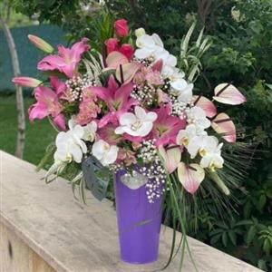 سبد گل برای افراد مسن 3077