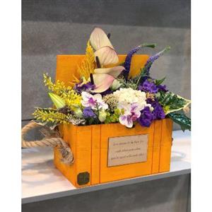 سبد گل برای زن ایرانی 3271