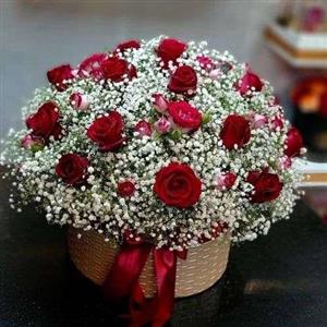 سبد گل رز نامزدی a426