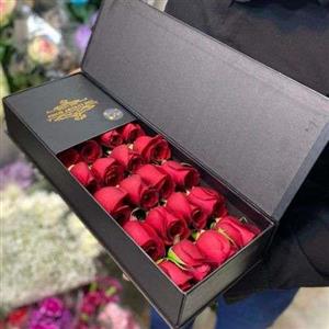 سبد گل روز مرد a425