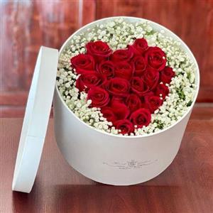باکس گل رز و ژیپسوفیلا 3146