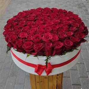 باکس گل رز 50 تایی 3391