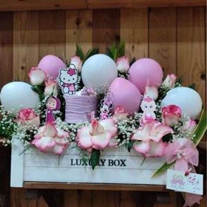 باکس گل و بادکنک برای نوزاد d160