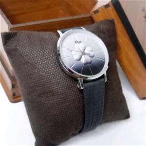 ساعت دخترانه با مارک dior