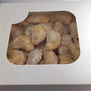 قطاب گردویی خانگی وزن 500 گرم تهیه شده در کلبه شیرینی