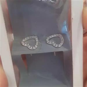 گوشواره قلب میخی