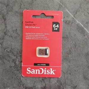 فلش مموری sandisk  64 کوچک
