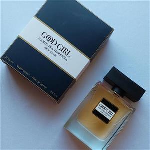 ادکلن زنانه  گودگرل  از برند پرستیژ  100 میل \nنت آغازی بادام قهوه\nنت میانی مریم یاس\nنت پایانی لوبیای تونکا  غلاف کاکا