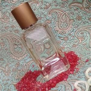 عطر ادکلن  وان میلیون دلار  اسپری ( 30 ) گرمی paco rabanne1million گالری طلائی talaeiperfume