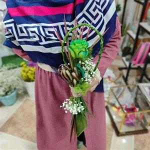 شاخه گل رز سبز a1374