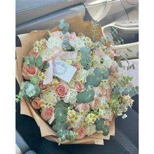  دسته گل برای تبریک زایمان زن 4494