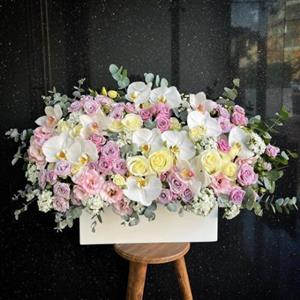  گل برای تالار پذیرایی رویال تهران 8511