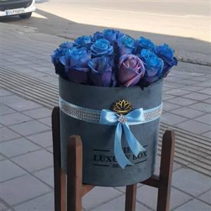 باکس گل رز برای روز مهندس خانم 6216