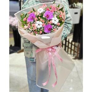 سبد و دسته گل خاص به مناسبت روز زن 9540