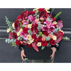 دسته گل مناسب هدیه تولد برای همسر مرد 10792