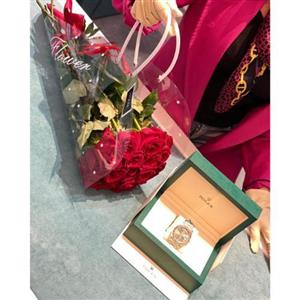 دسته گل رز قرمز ساده 5807