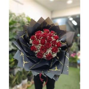 دسته گل رز قرمز 5756