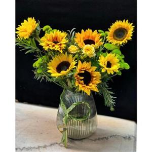 دسته گل برای متولد مرد بهمن ماهی 10549