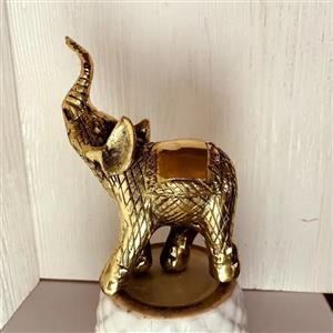 مجسمه فیل برنجی