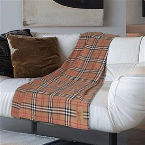 پتو مسافرتی برق لامع مدل میلانو غیر مخمل 150*200 سانتی متر