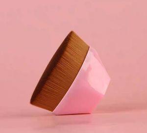 برس رژگونه مدل الماسى