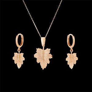 نیم ست طلا 18 عیار زنانه مدل DNCC30-29d طرح برگ -