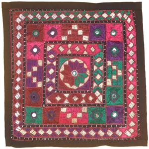 رومیزی سوزن دوزی مدل عسلی کد SOO77