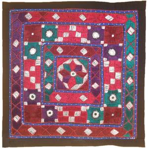 رومیزی سوزن دوزی مدل عسلی کد SOO96