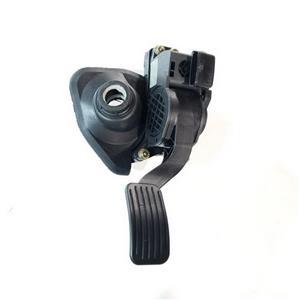 پدال گاز برقی ایساکو مدل بوش کد 599 مناسب برای سمند EF7