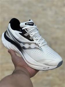 کتونی مردانه ساکونی مسترکوالیتی ویتنامی/سایز ۴۱ الی ۴۵/Saucony Endorphin speed4