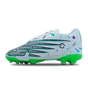 کفش فوتبال نیوبالانس 2024