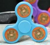 اسپینر پلاستیکی LED Fidget Spinner - اسپینر چراغ دار رنگی