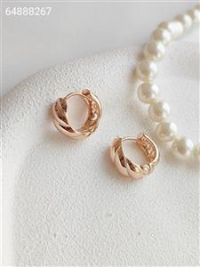 گوشواره حلقه ای زنانه مارک ژوپینگ کیفیت عالی رنگ ثابت کد 1615792