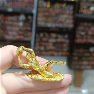 تندیس دروازه بانی برتر فیفا ماکت بهترین گلر برند ساکروی soccerwe