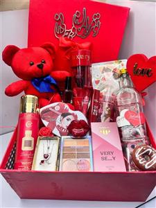 باکس زنانه ولنتاین ست گردنبند  دختر پسر شمشیر حلقه نگین قلب پک آرایشی کد kad024