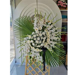 خرید تاج گل از گل فروشی کوچه شهید ثمری تهران t2485