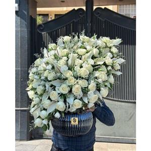 گل فروشی اطراف آرایشگاه زنانه تاچلی محله شیراز تهران t7045