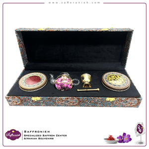 پک زعفران هدیه مدل ترمه گلزار کد 00001
