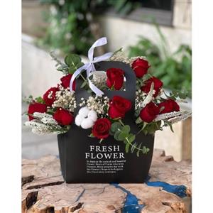 سفارش دسته گل و کادو برای دکتر گوش،حلق و بینی t3047