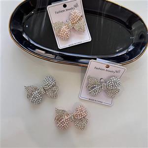 گل سینه پاپیون نگین و مروارید زنانه کد 803377