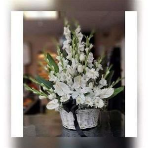 قیمت سبد گل برای تسلیت e105