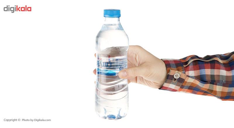 آب آشامیدنی دسانی مقدار 0.5 لیتر