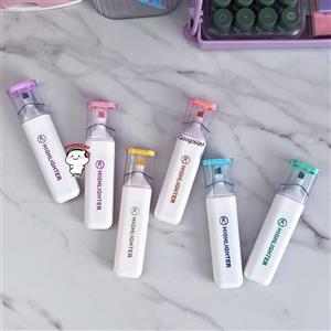 ماژیک هایلایت live color بدنه سفید سر شفاف مدل پاستلی