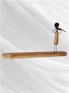 جاعودی چوبی مدل نوازنده ویولن – ترکیبی هنری از چوب و فلز برای آرامش روح کد 015