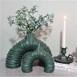 گلدان دفرمه چروک دوناتی ب همراه شمعدان انگلیسی