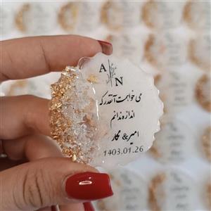 گیفت رزینی همراه با جعبه جدید و خاص