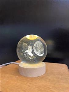 گوی کریستالی طرح فضانورد 