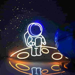 تابلو نئون فضانورد کاوشگر کد 06232