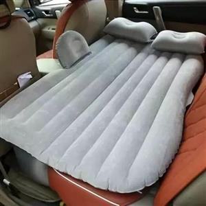 تشک بادی خودرو از برندsqueez مدل car air bed b03