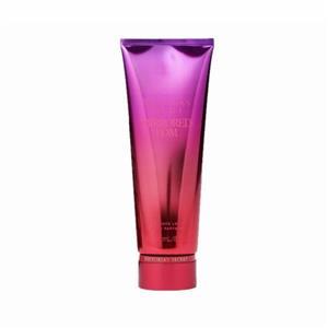 لوسیون بدن ویکتوریا سکرت Mirror Pom | رایحه انار تازه و گل‌های مدرن